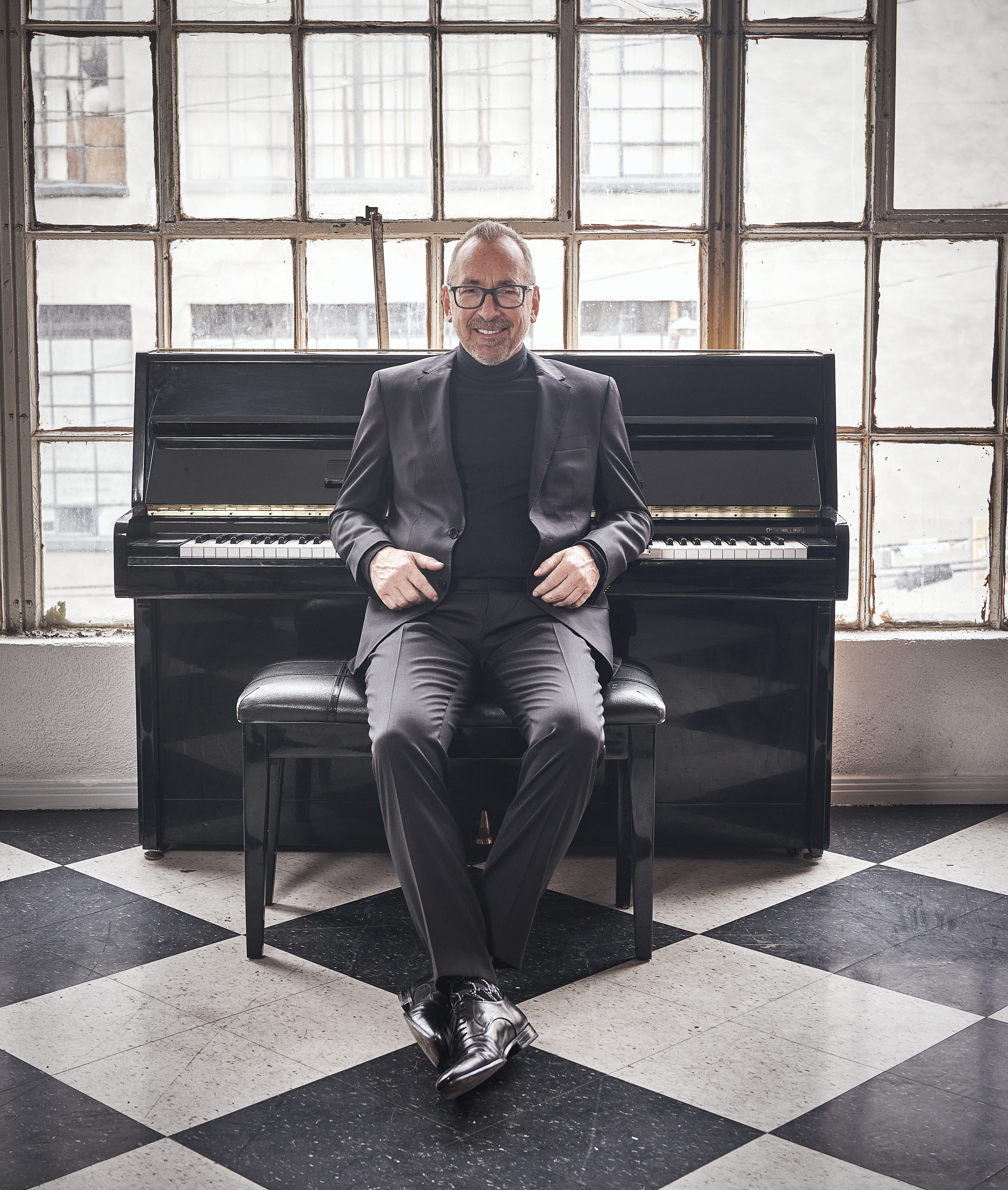 Brian Simpson performing piano